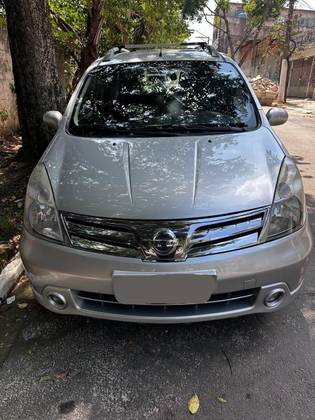 NISSAN GRAND LIVINA 1.8 SL 16V FLEX 4P AUTOMÁTICO NISSAN GRAND LIVINA 1.8 SL 16V FLEX 4P AUTOMÁTICO
